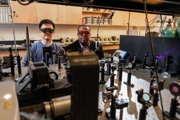 Dr. Zhe Cheng (left) and Prof. Samuel Graham (right) with time-domain thermoreflectance at Georgia Tech.